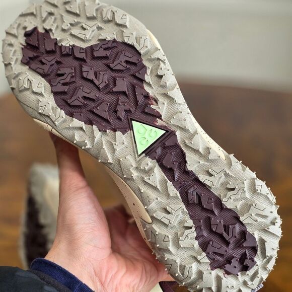 Nike ACG Mountain Fly 2 Low Sail Earth Women's 8 Hiking Trail Shoes HF5700-121 - Picture 16 of 16